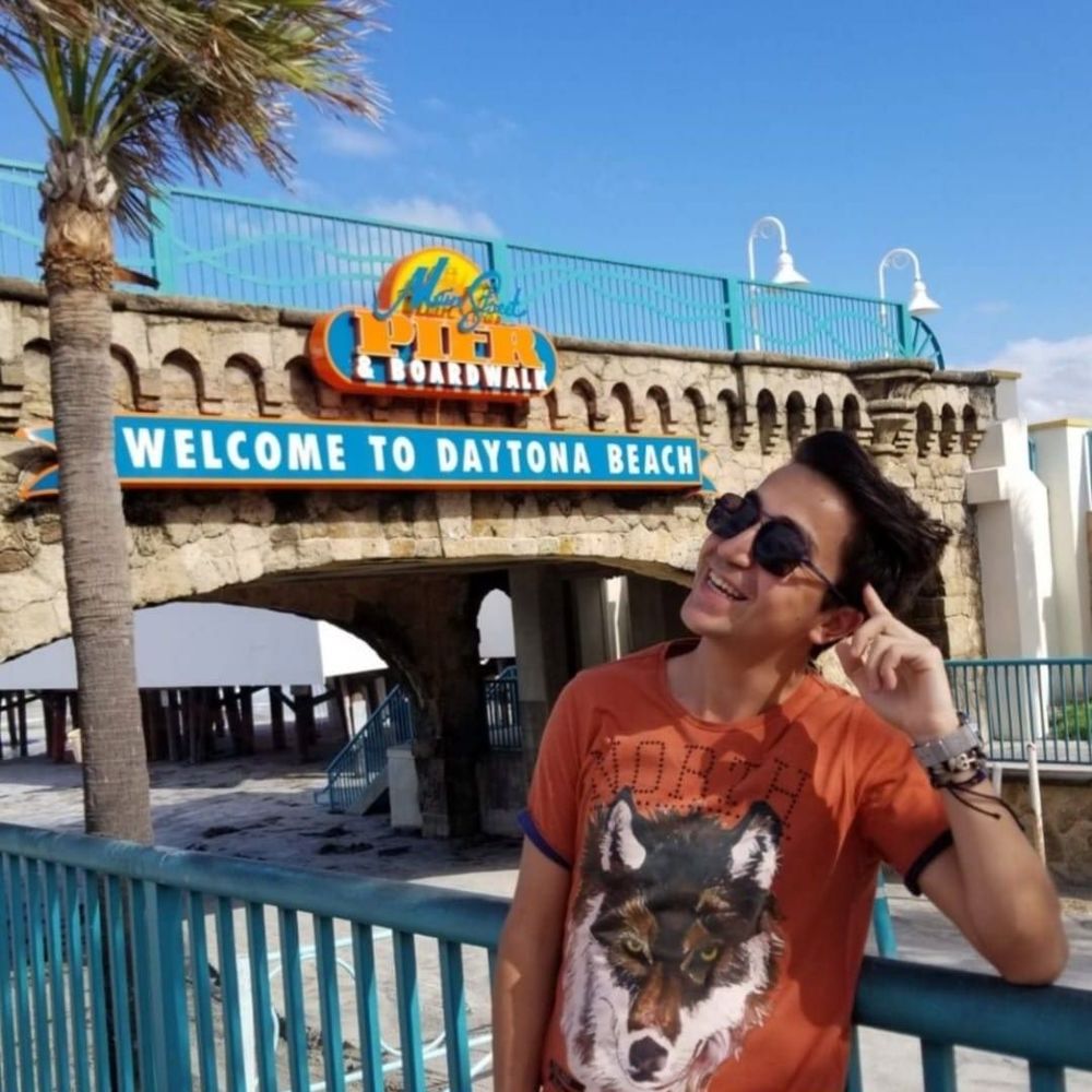 Meet your Posher, Tolga